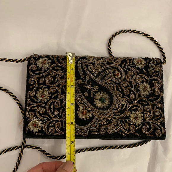 Black velvet and Embroidered mini shoulder bag or clutch. - Picture 12 of 16
